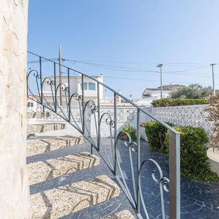 Louise By Interhome Casa vacanze Empuriabrava